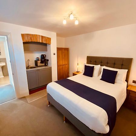 Carlton Guest Suites - Уэймут Экстерьер фото