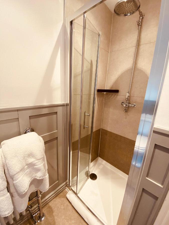 Carlton Guest Suites - Уэймут Экстерьер фото
